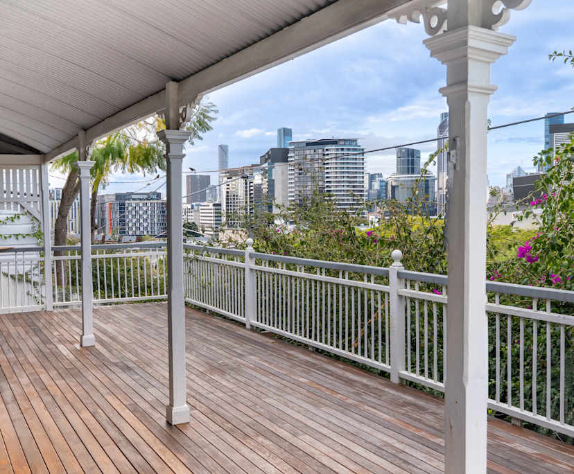 $390, Share-house, 5 bathrooms, South Brisbane QLD 4101