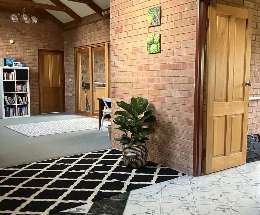 Unfurnished room in a share house