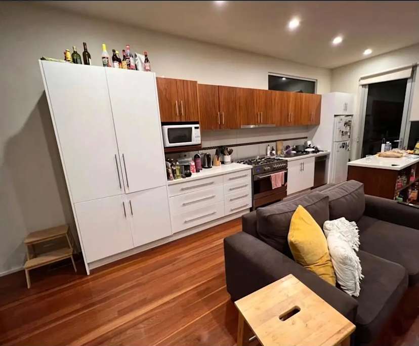 $275, Share-house, 3 bathrooms, Ascot Vale VIC 3032