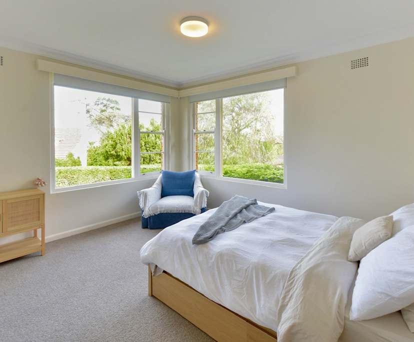 Room in a share house