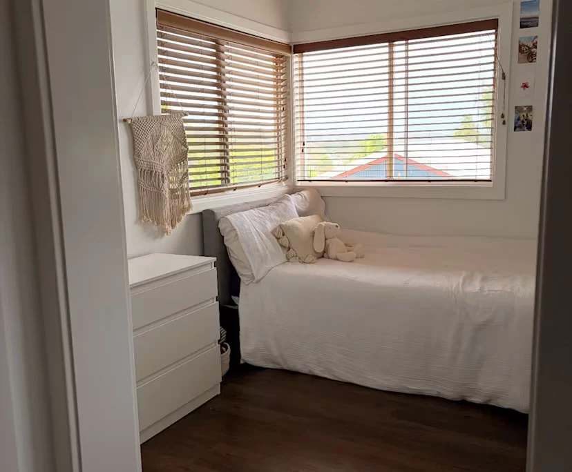 Room in a share house