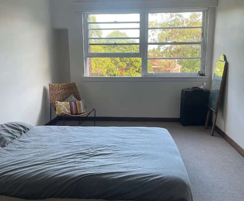 Unfurnished room in a flatshare