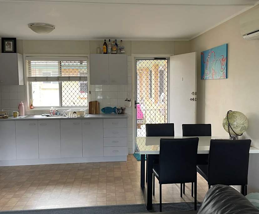 $270, Flatshare, 2 bathrooms, Kangaroo Point QLD 4169