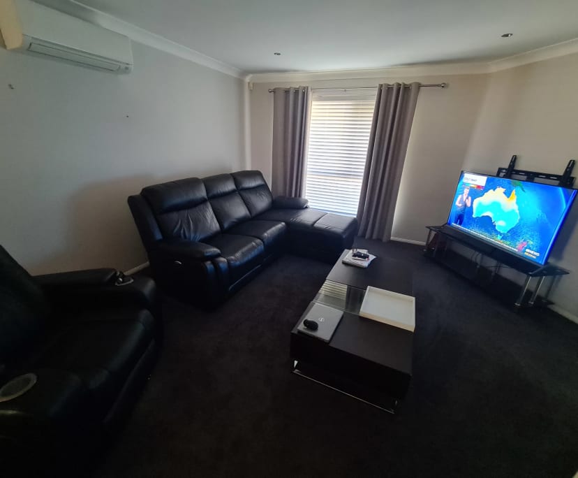 Room for Rent in Wellington Point, Brisbane 260,