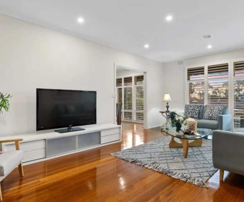 Furnished room with own bathroom