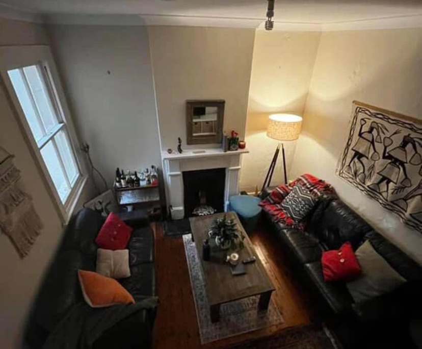 Room in a share house