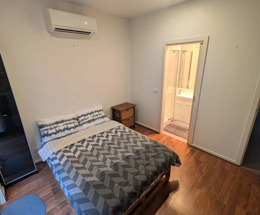 Room with ensuite in a share house