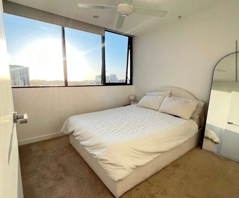 Unfurnished room with own bathroom