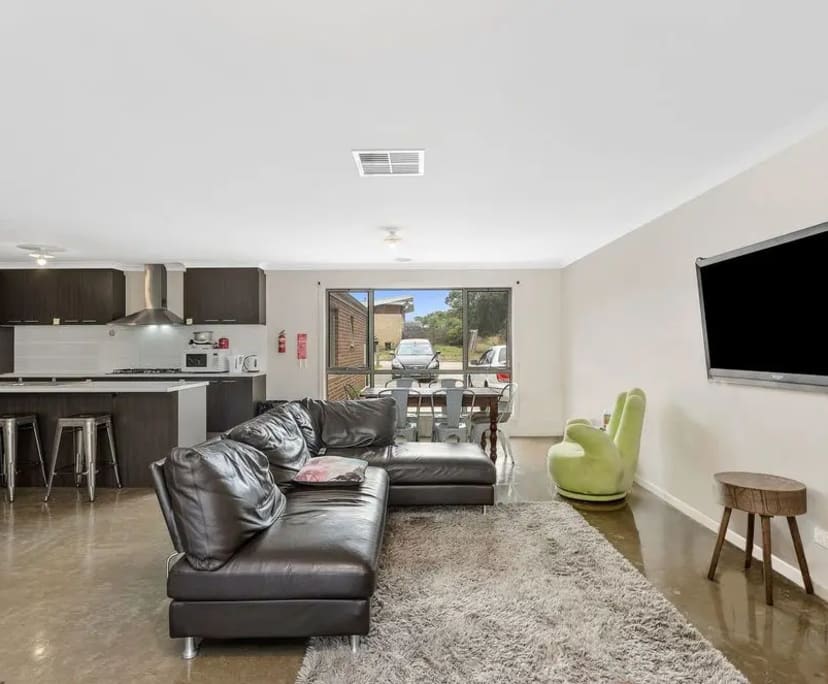 Room for Rent in Highton, Geelong 200, Furnished,...