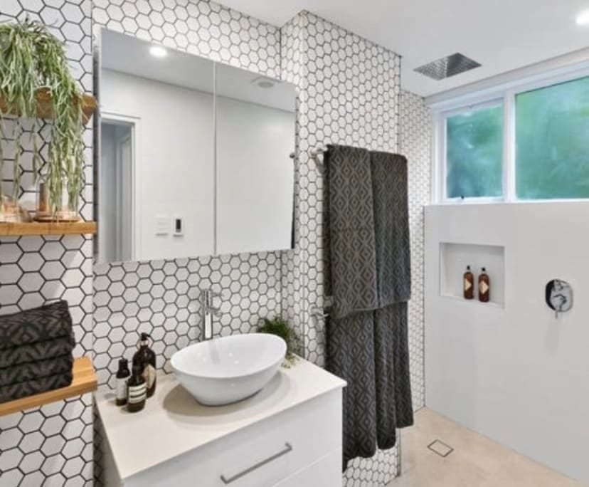 $420, Flatshare, 2 bathrooms, Freshwater NSW 2096