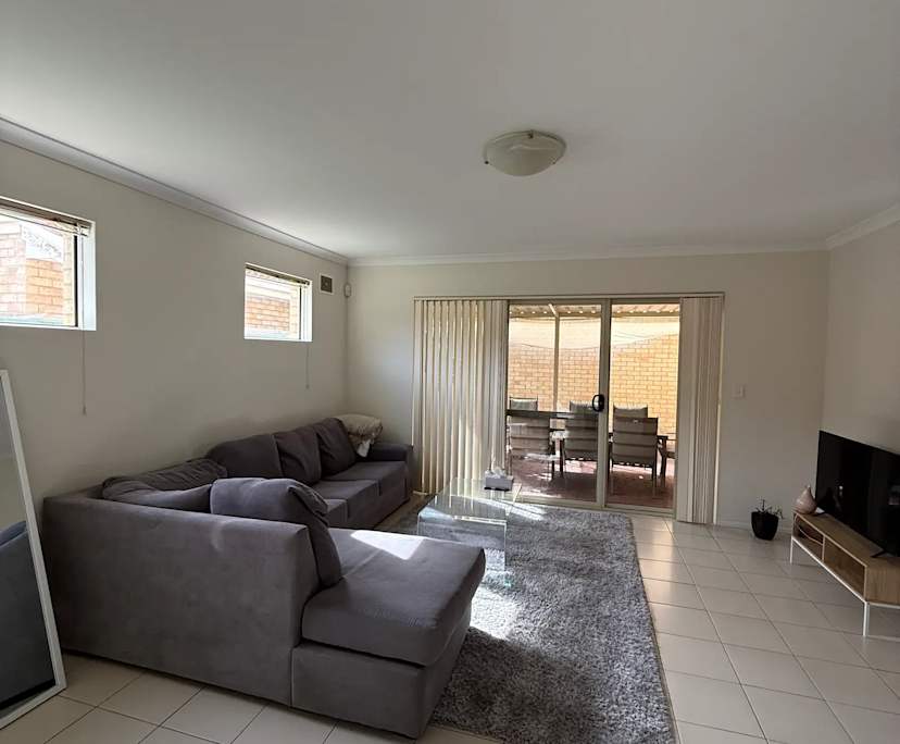 Unfurnished room in a share house