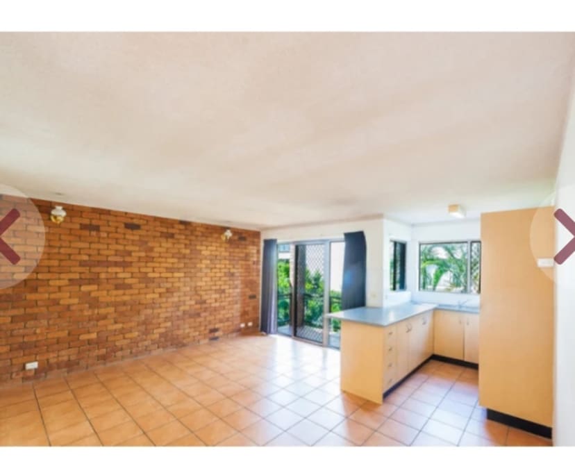 Unfurnished room in a flatshare