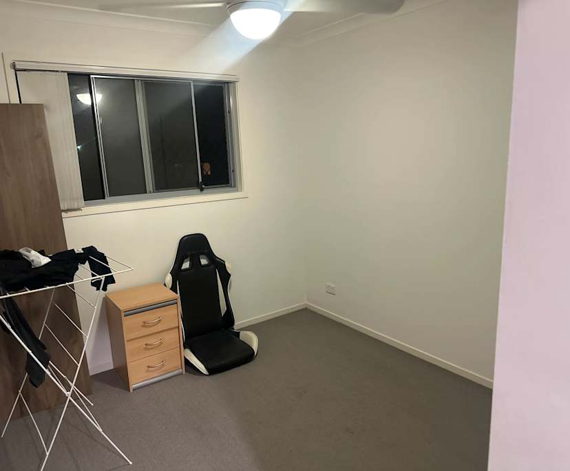Unfurnished room with own bathroom