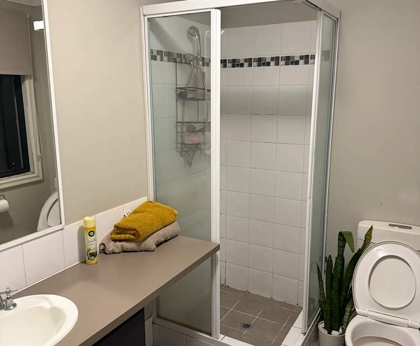 Furnished room with own bathroom