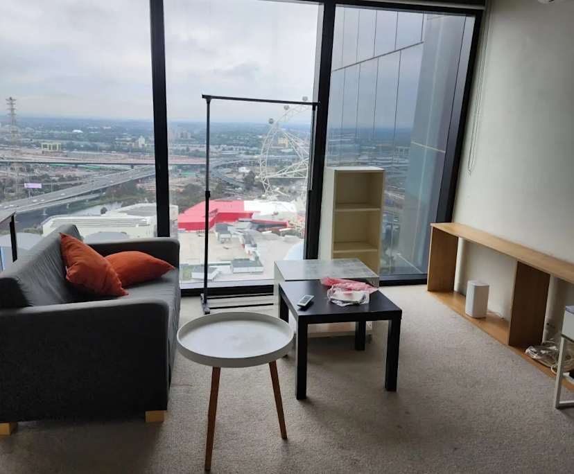 Furnished room in a flatshare