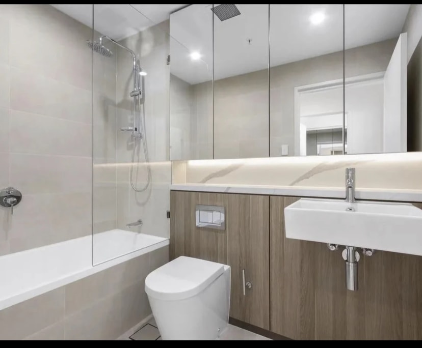 $350, Flatshare, 2 bathrooms, Kirrawee NSW 2232