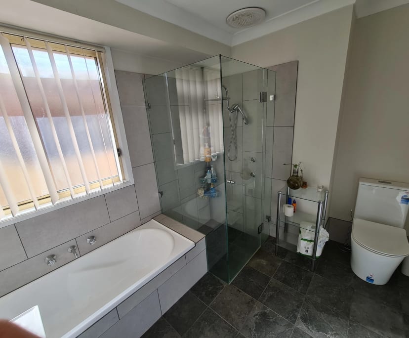 $180, Share-house, 4 bathrooms, Raymond Terrace NSW 2324