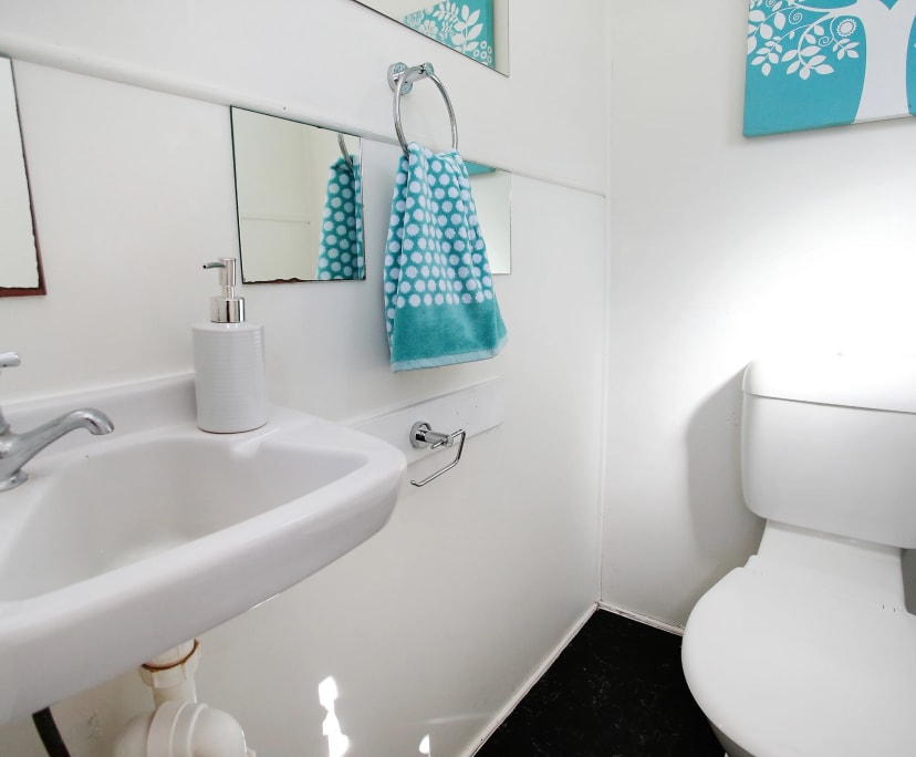 $215, Share-house, 4 bathrooms, Pimlico QLD 4812