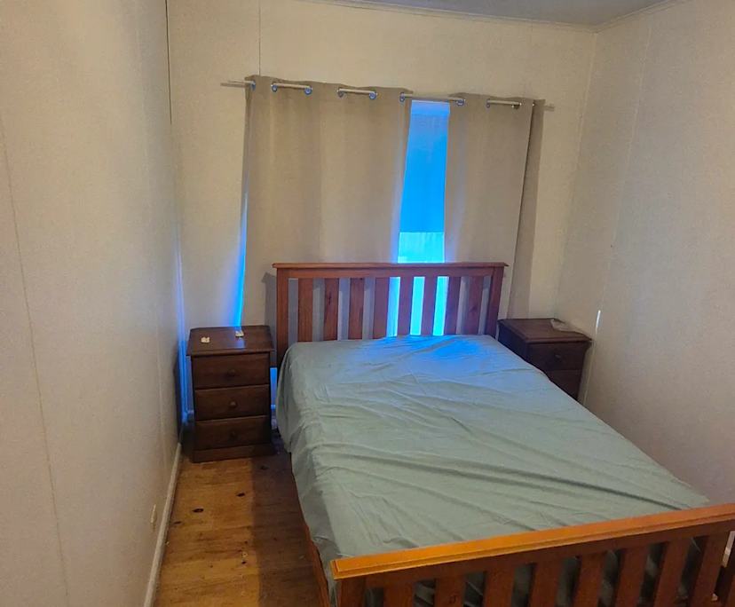 Room in a share house