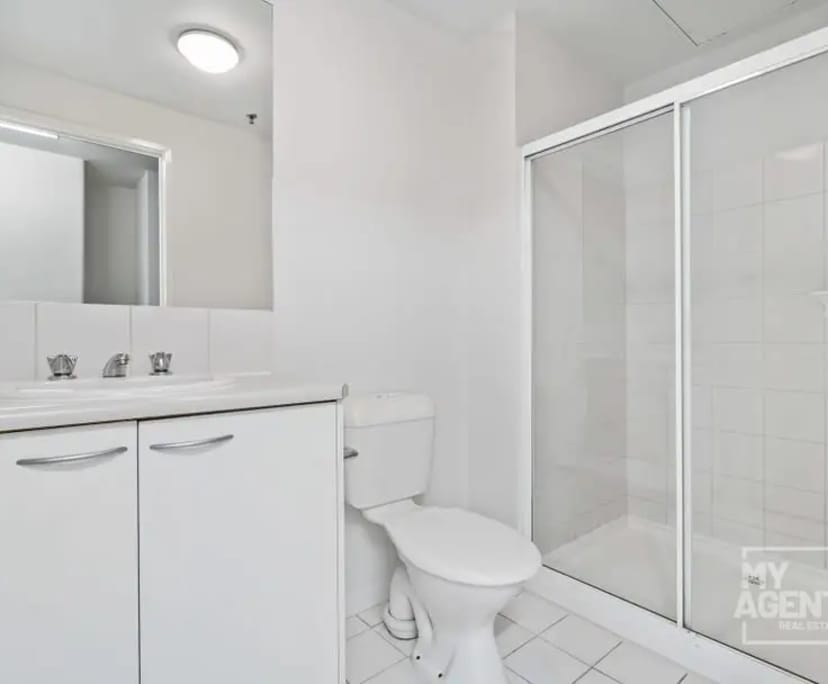 $590, Flatshare, 2 bathrooms, Melbourne VIC 3004