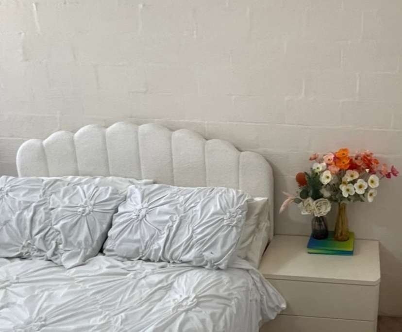 Unfurnished room in a flatshare