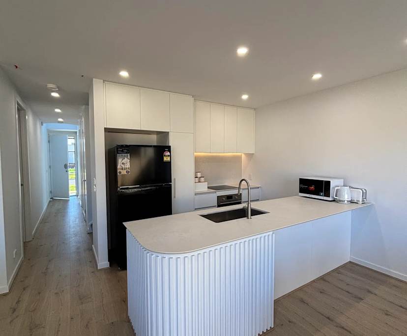 $250, Share-house, 3 bathrooms, Fraser Rise VIC 3336