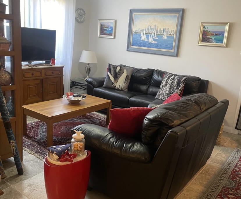 Furnished room in a share house