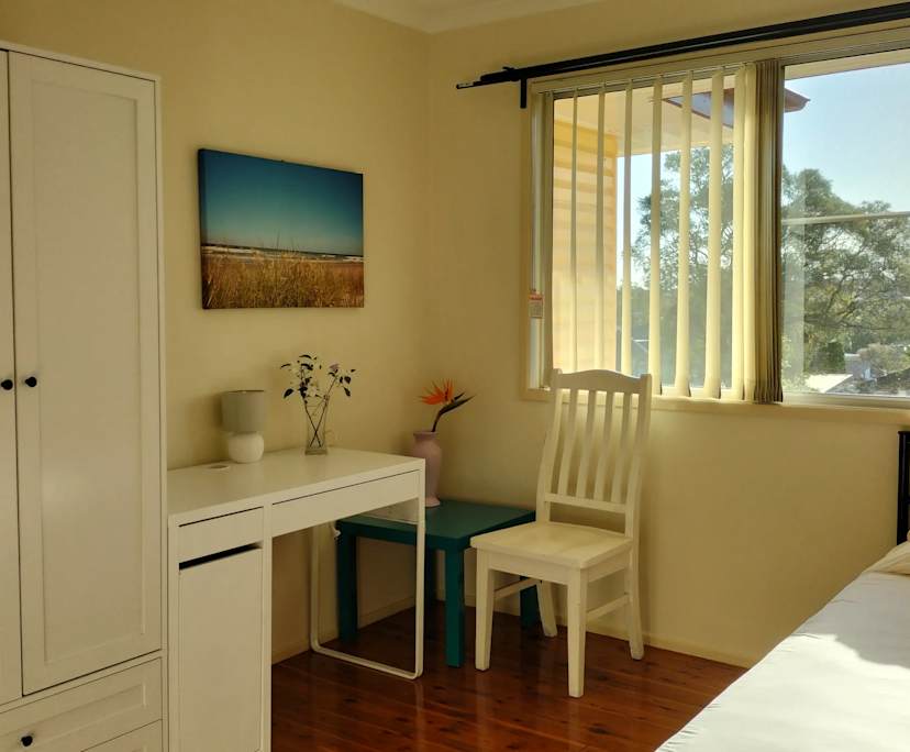 Furnished room in a share house