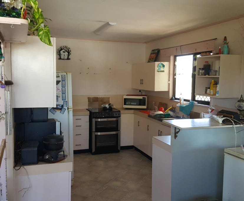 Room for Rent in Kelso, Townsville 180, Furnished...