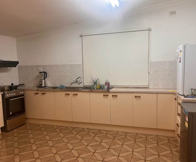 $350, Share-house, 3 bathrooms, South Brisbane QLD 4101
