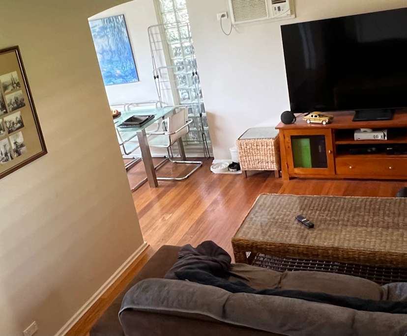 Unfurnished room in a share house