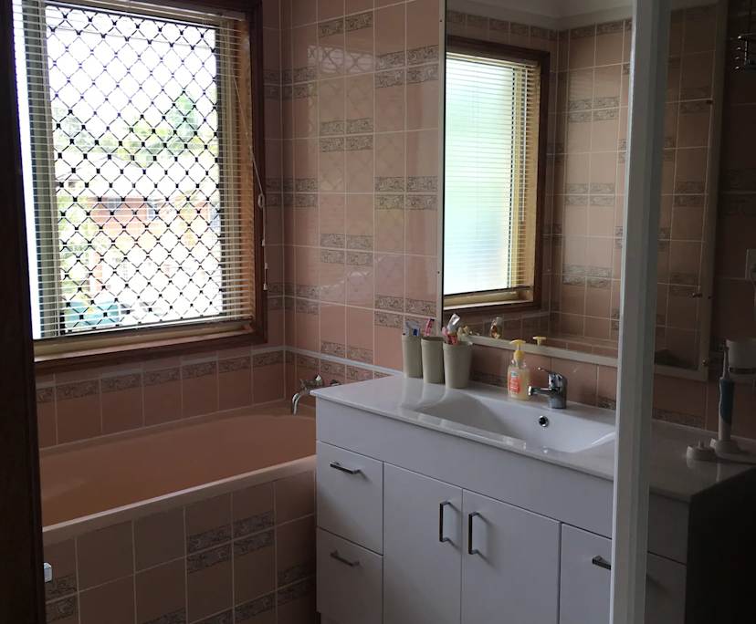 $320, Student-accommodation, 5 bathrooms, Southport QLD 4215