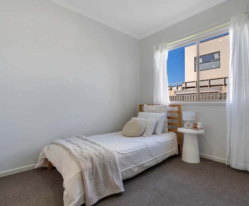 $300, Share-house, 3 bathrooms, Craigieburn VIC 3064