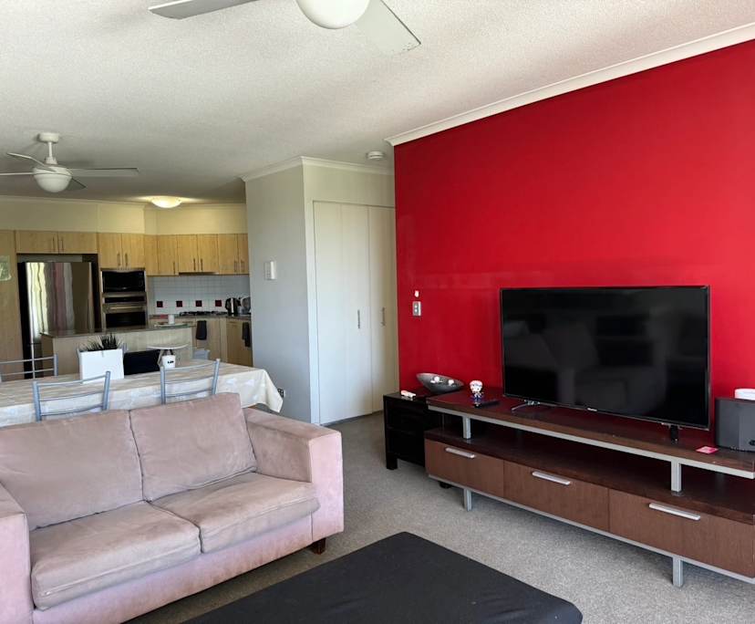 $350, Flatshare, 3 bathrooms, Spring Hill QLD 4000