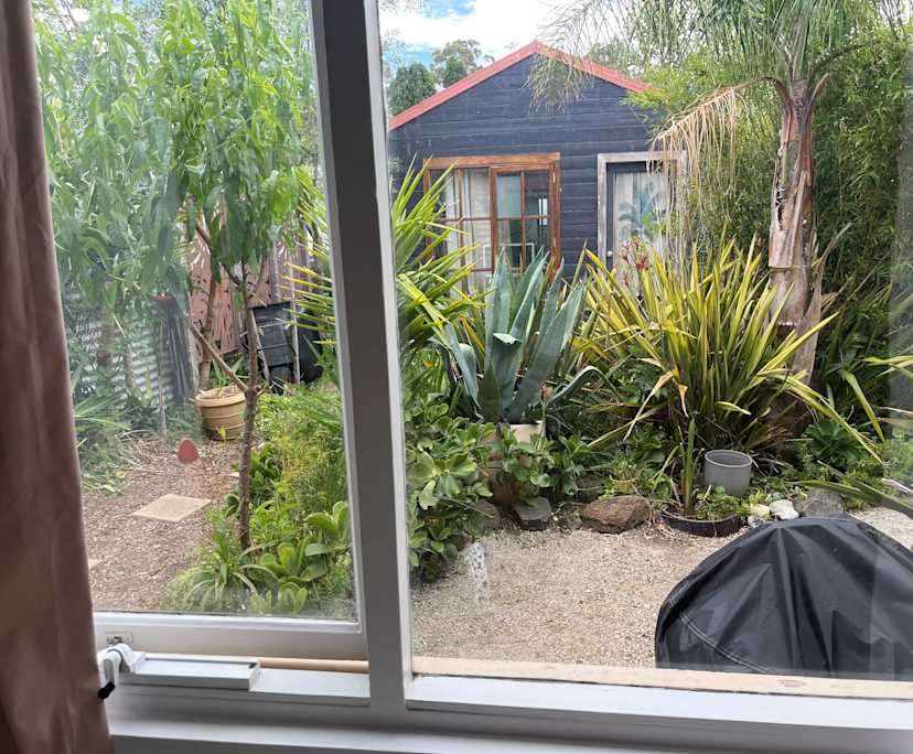 $210, Share-house, 3 bathrooms, Golden Point VIC 3350