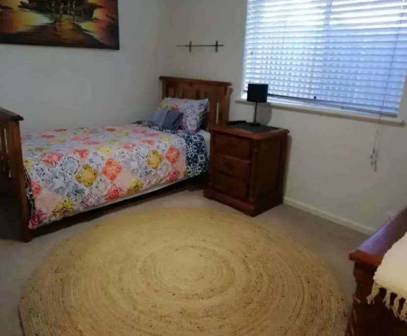 $200, Share-house, 3 bathrooms, Happy Valley SA 5159