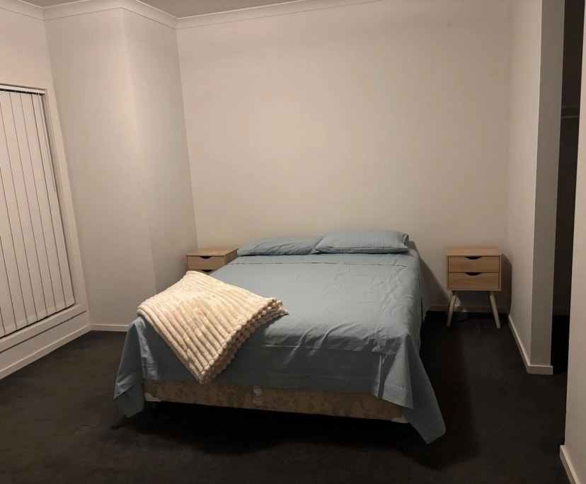 Room in a share house