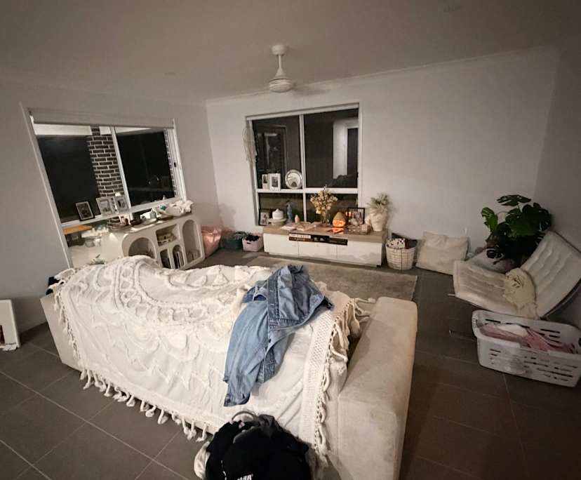 $350, Share-house, 3 bathrooms, Forster NSW 2428