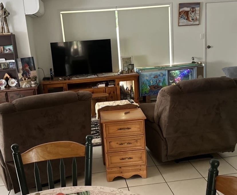 Room in a share house