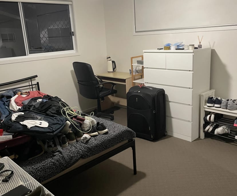Furnished room with own bathroom