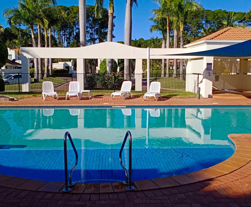 $375, Share-house, 3 bathrooms, Hope Island QLD 4212