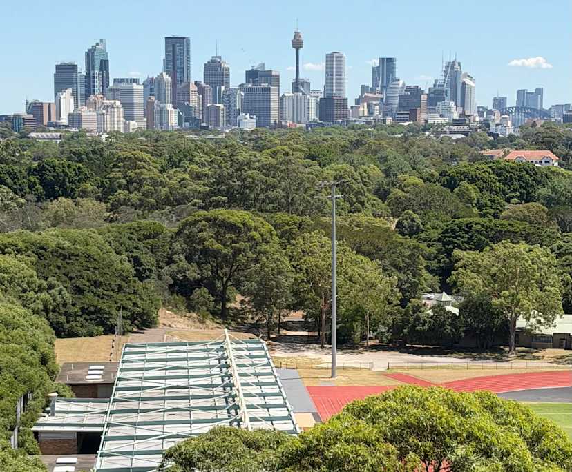 Furnished room in a flatshare