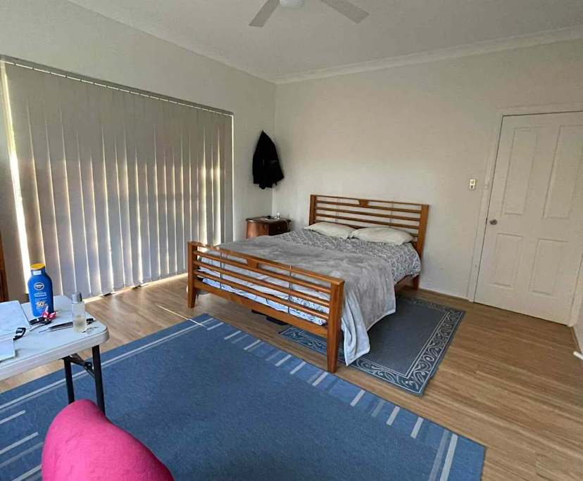 Unfurnished room in a share house