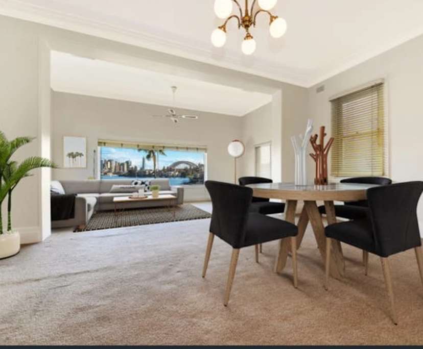Room in a share house