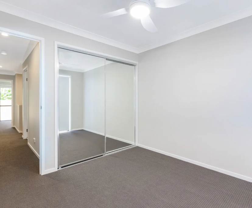 $320, Flatshare, 4 bathrooms, Richlands QLD 4077