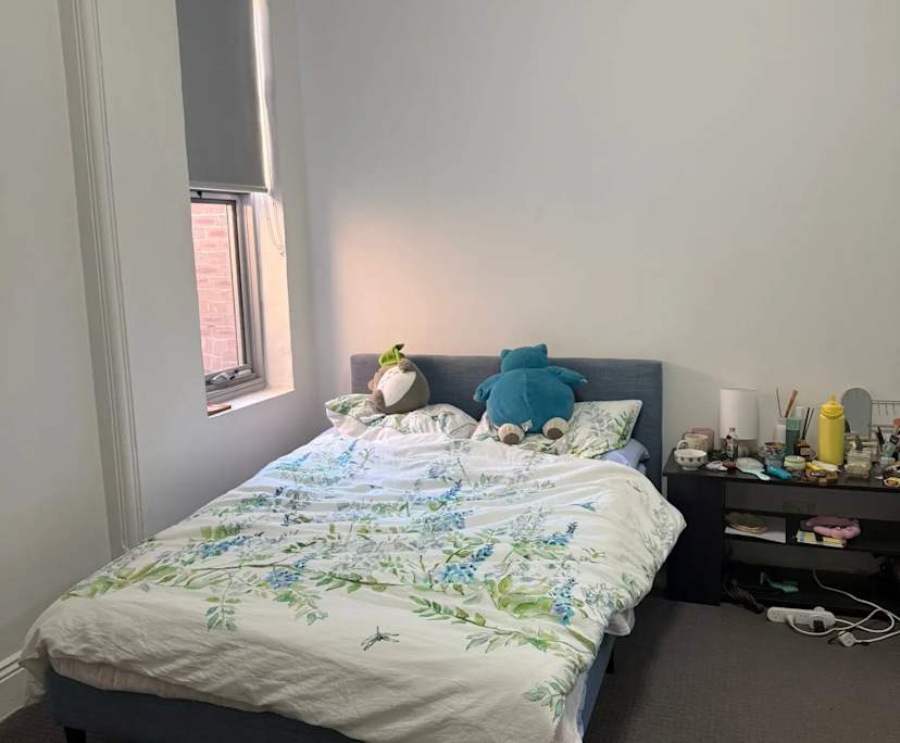 Unfurnished room in a flatshare