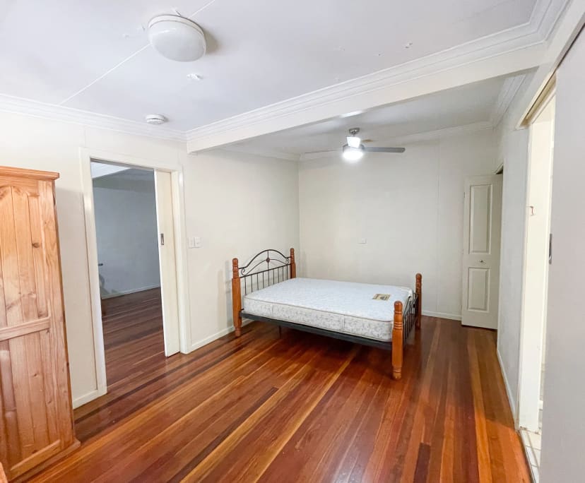 Whole Property for Rent in Kelvin Grove, Brisbane
