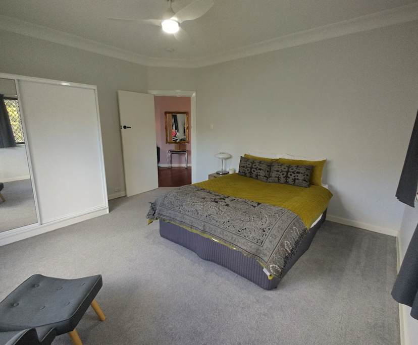 Unfurnished room with own bathroom