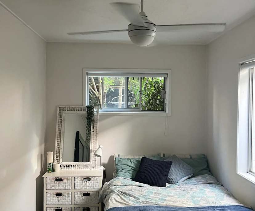 Unfurnished room in a share house
