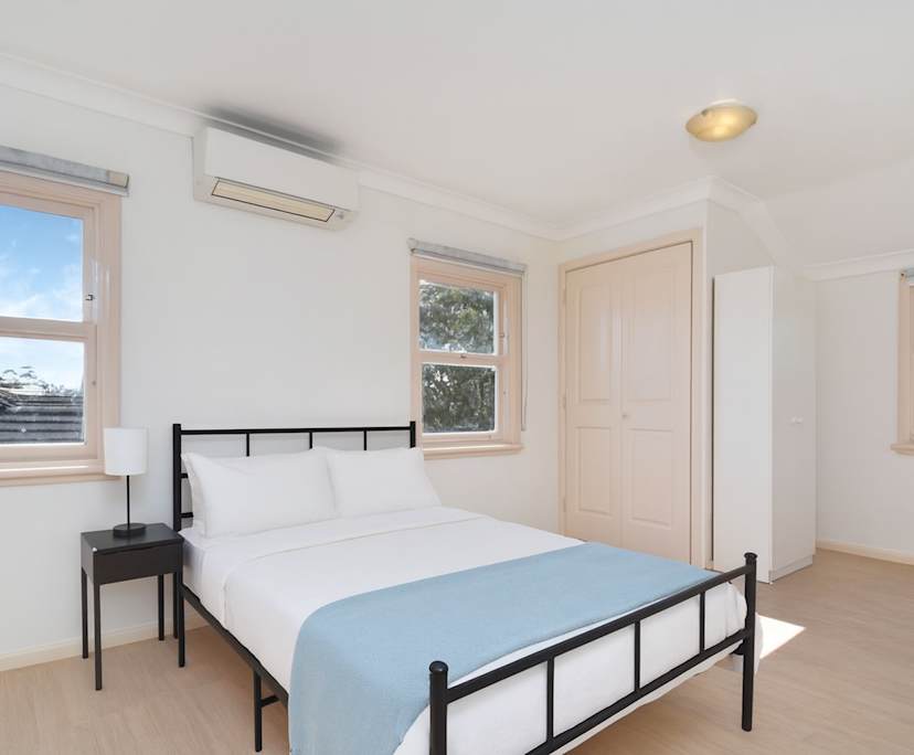 $340, Granny-flat, 6 bathrooms, Sylvania NSW 2224